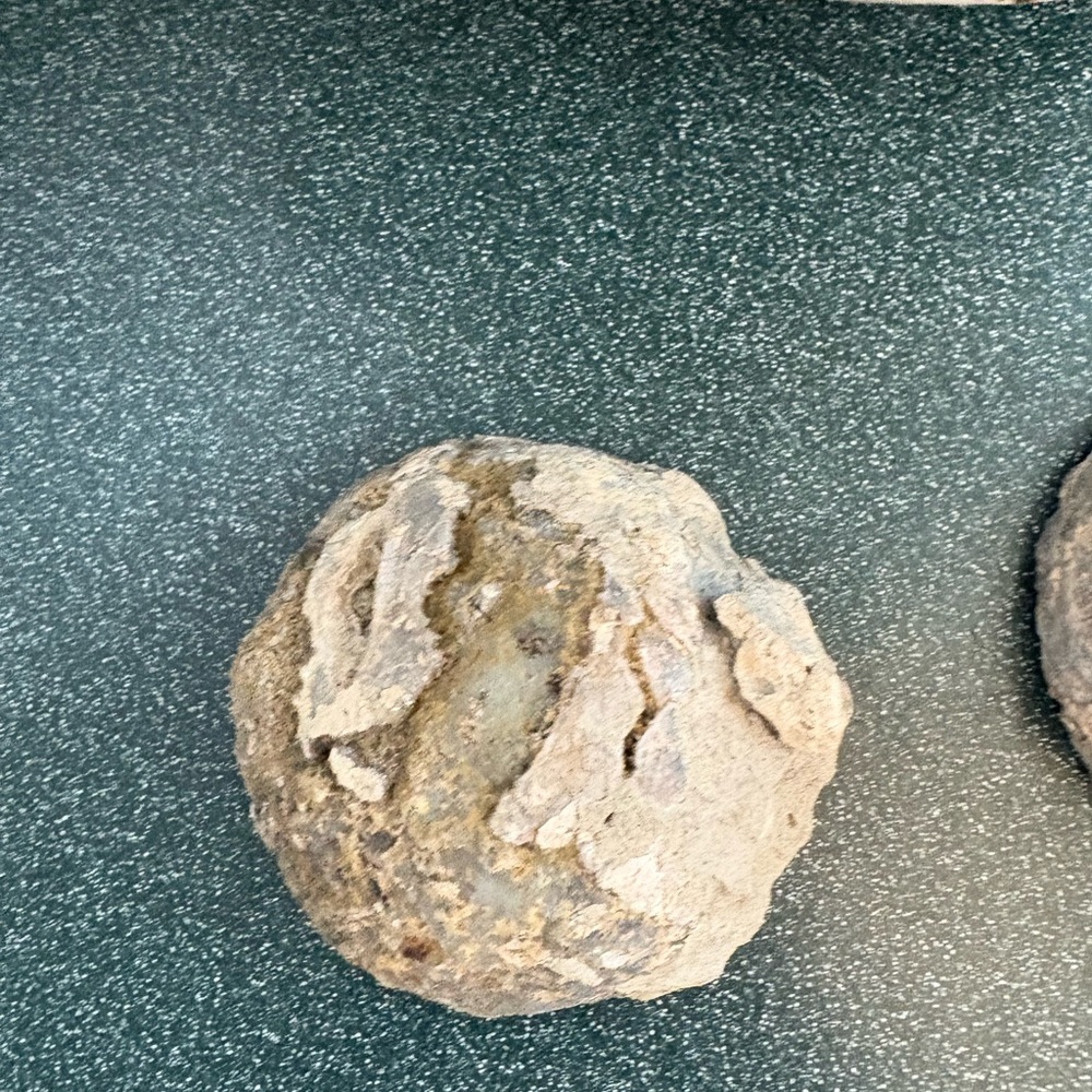 Natural Geode Bookends - Picture 5 of 7
